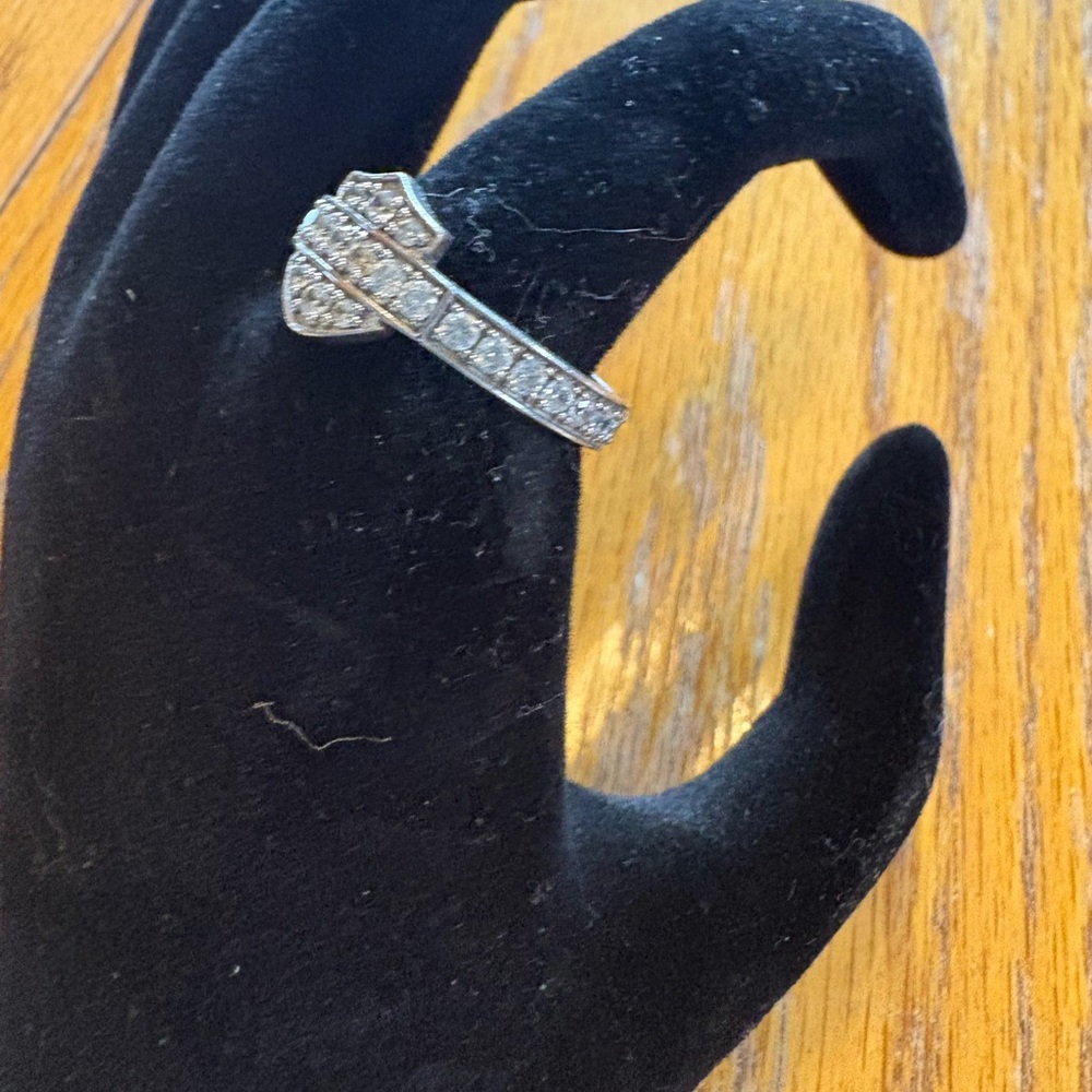 Harley-Davidson Silver Rhinestone Shield Ring - Picture 2 of 9